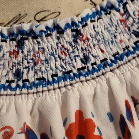 Off shoulder blouse - Picture 3 of 10